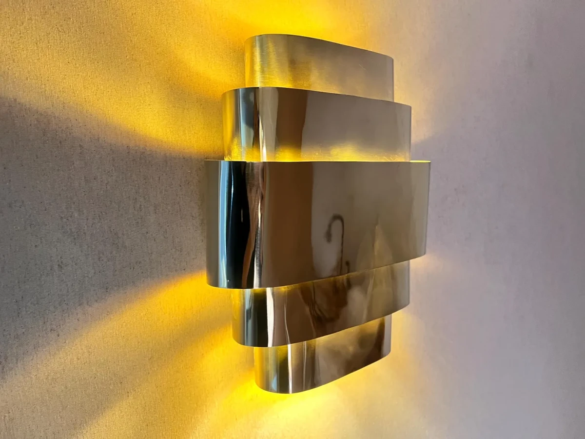 El Yapımı Gümüş Duvar Apliği: Art Deco Ortam Işığı