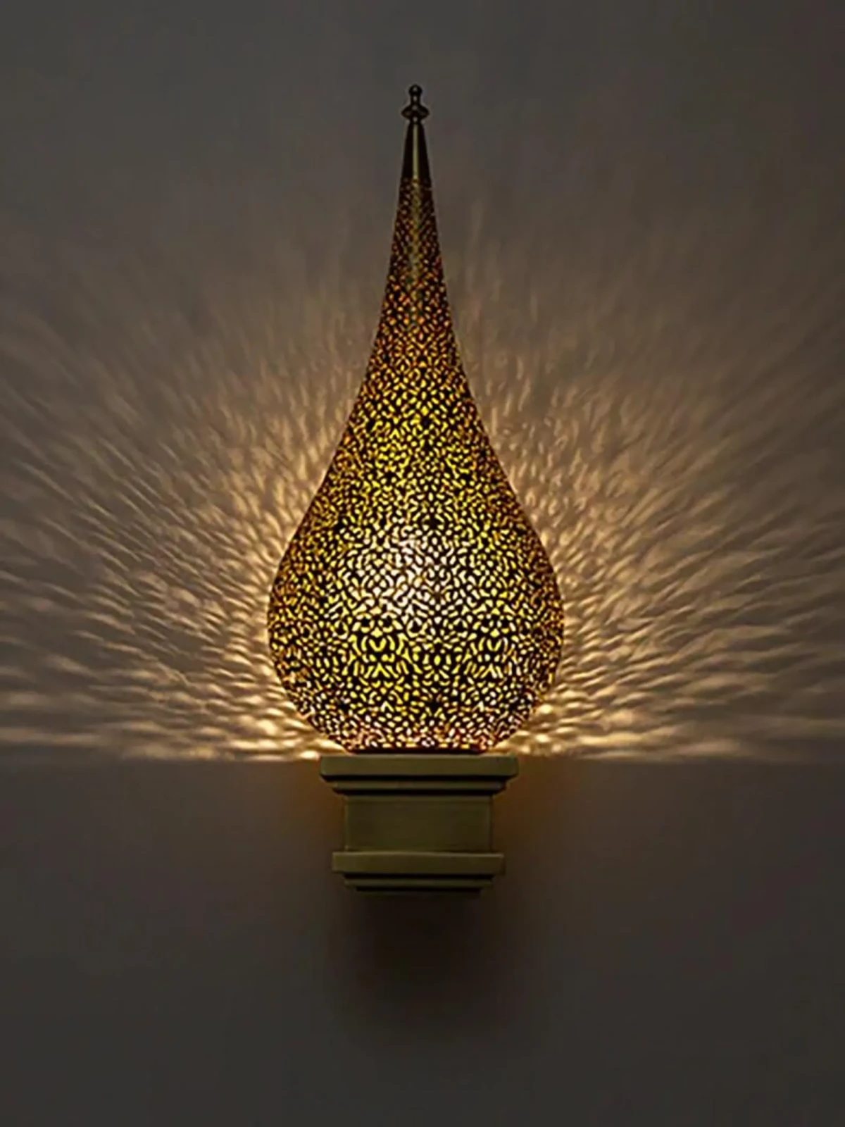 El Yapımı Fas Pirinç Duvar Apliği